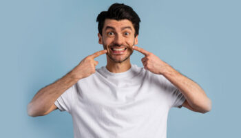 How Do Dentists Fix Chipped Tooth?